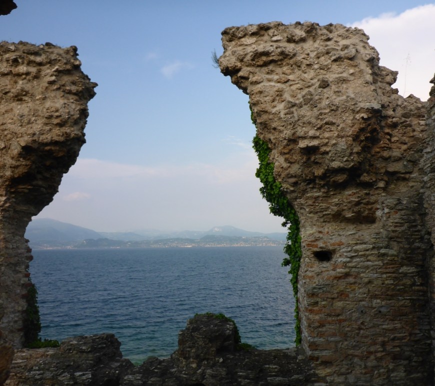 grotto catullus lake garda italy