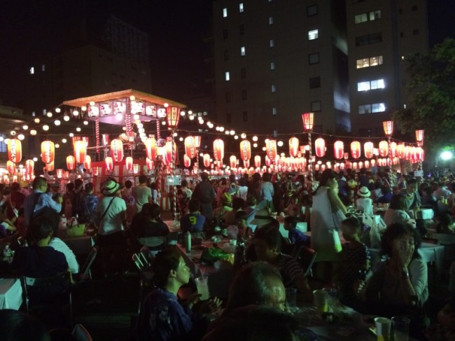 Summer matsuri festivals in Japan feature lots of street food stalls often with lanterns