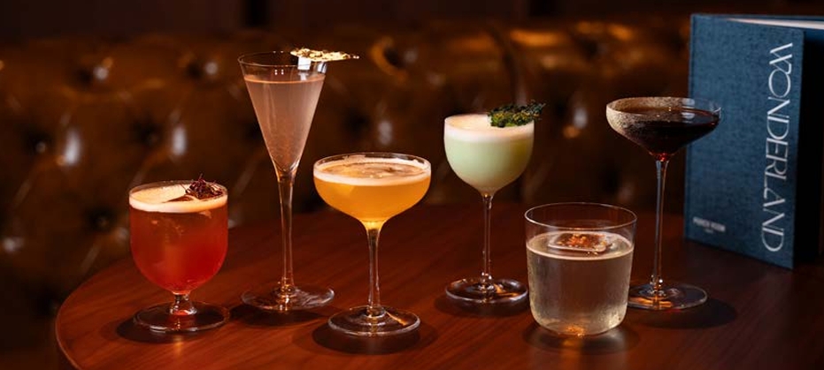 Japanese-luxury-cocktails-in-different-colors-and-glassware